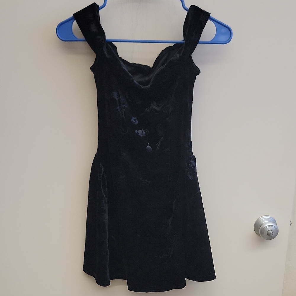 Elegant Black Velvet Dress